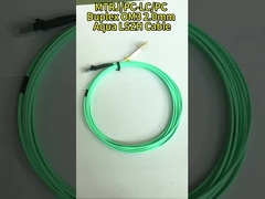 SC - SC چند حالت سیم پیچ فیبر نوری دوپلکس بوتا قرمز / سیاه OM4 50/125