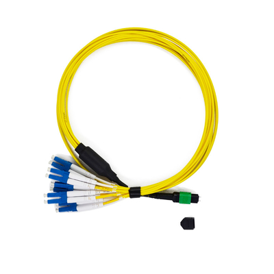 خرید MM کم اتلاف MTP MPO پچ کورد 8 / 12 / 24 هسته ای PVC 3.0 میلی متری Fanout Hybrid Patch Cord online manufacture